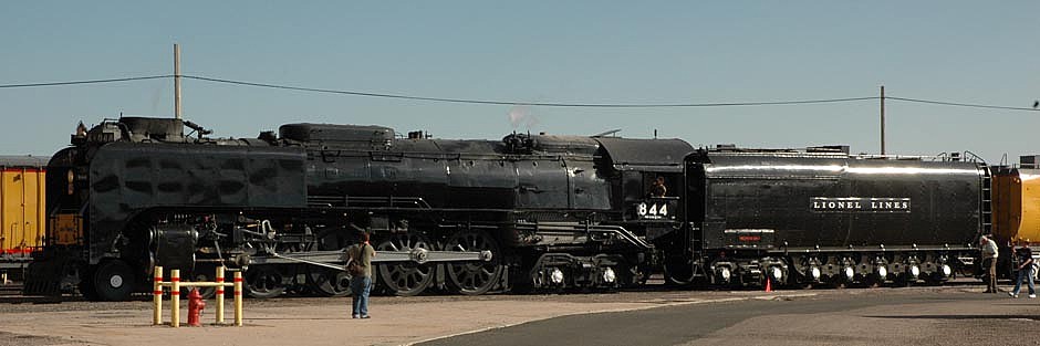lionel train buyers